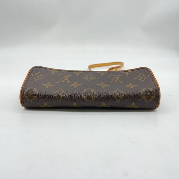 Louis Vuitton Twin Pochette PM - Picture 6 of 16